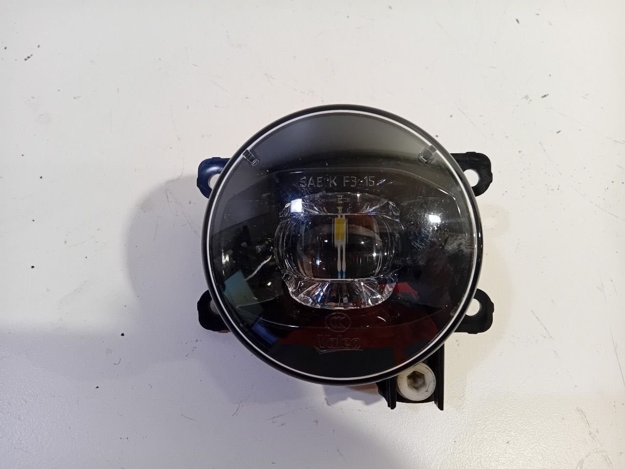 Mistlamp rechts Renault Captur, Onderdelen@venauto.nl, Van der Ven Autorecycling B.V., Ettenseweg 76, 4706 PB Roosendaal, The Netherlands