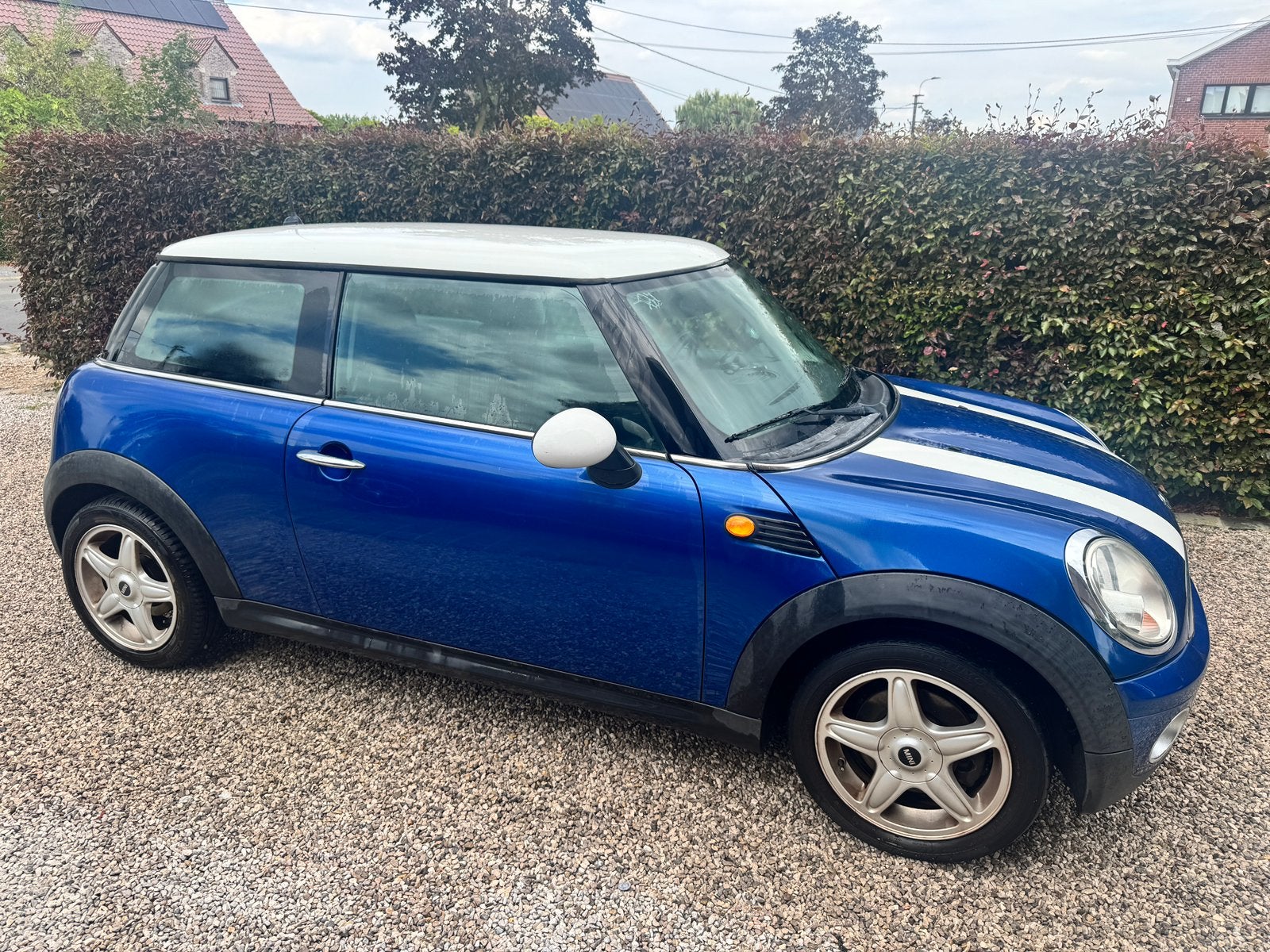 Mini One 1.6 benzine 2008 - GEEN EXPORT / ONNOZELE BIEDINGEN, Auto's, Voorwielaandrijving, Sound system, Stof, Zwart
