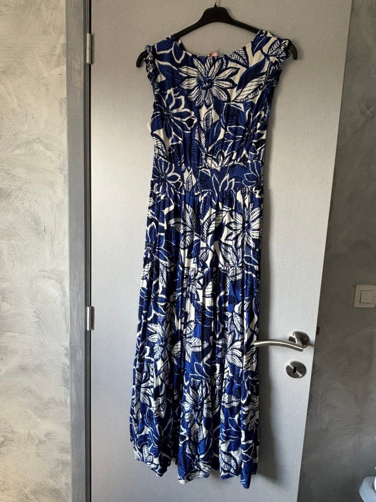 Robe été femme fleurie, Vêtements | Femmes, Taille 36 (S), Enlèvement, Porté, Bleu
