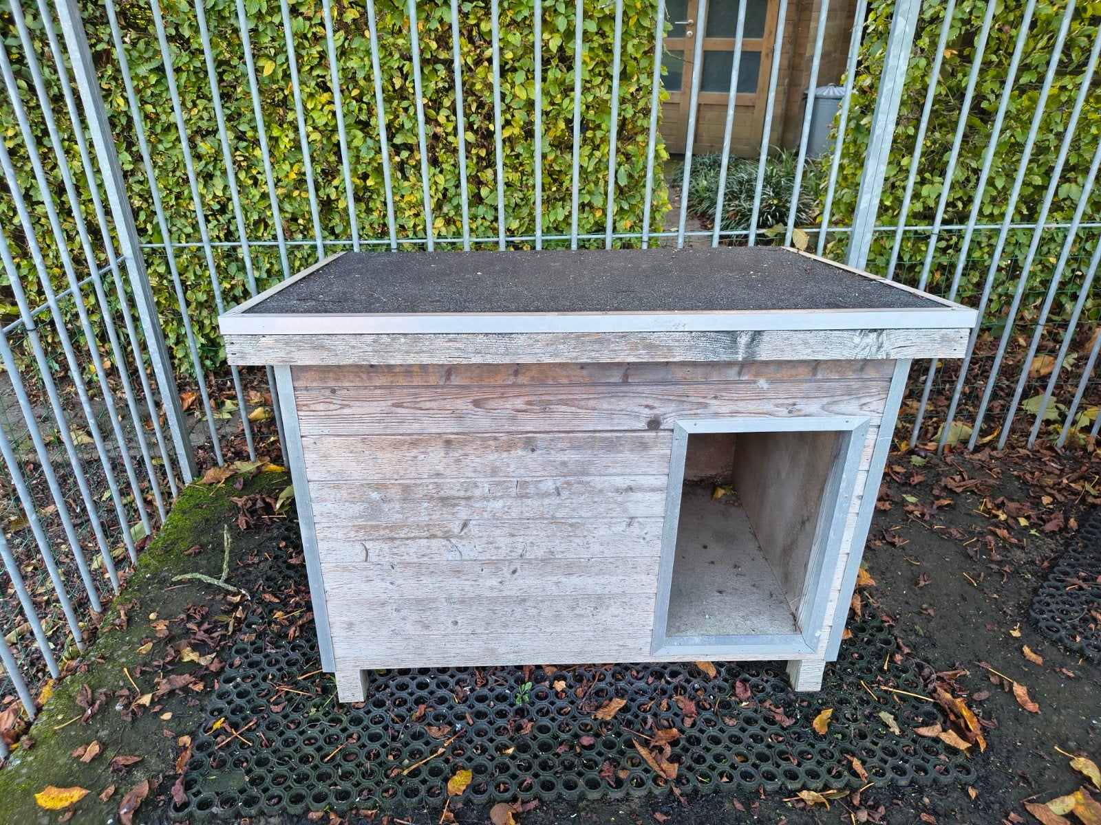 2 niches pour chiens, Enlèvement, 75 à 110 cm, 65 à 100 cm, Niche à chien