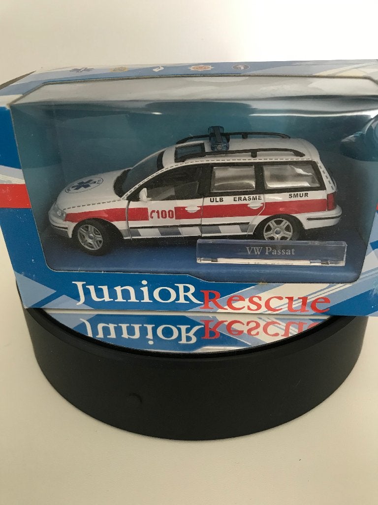 VOLKSWAGEN PASSAT - SMUR ULB ERASME 100 - 1:43, Envoi, Neuf, Voiture, Autres marques