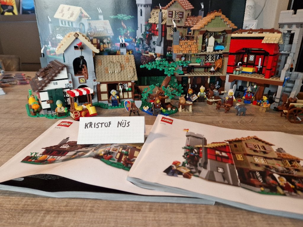 Lego Medieval town square, Lego, Ensemble complet, Comme neuf, Enlèvement
