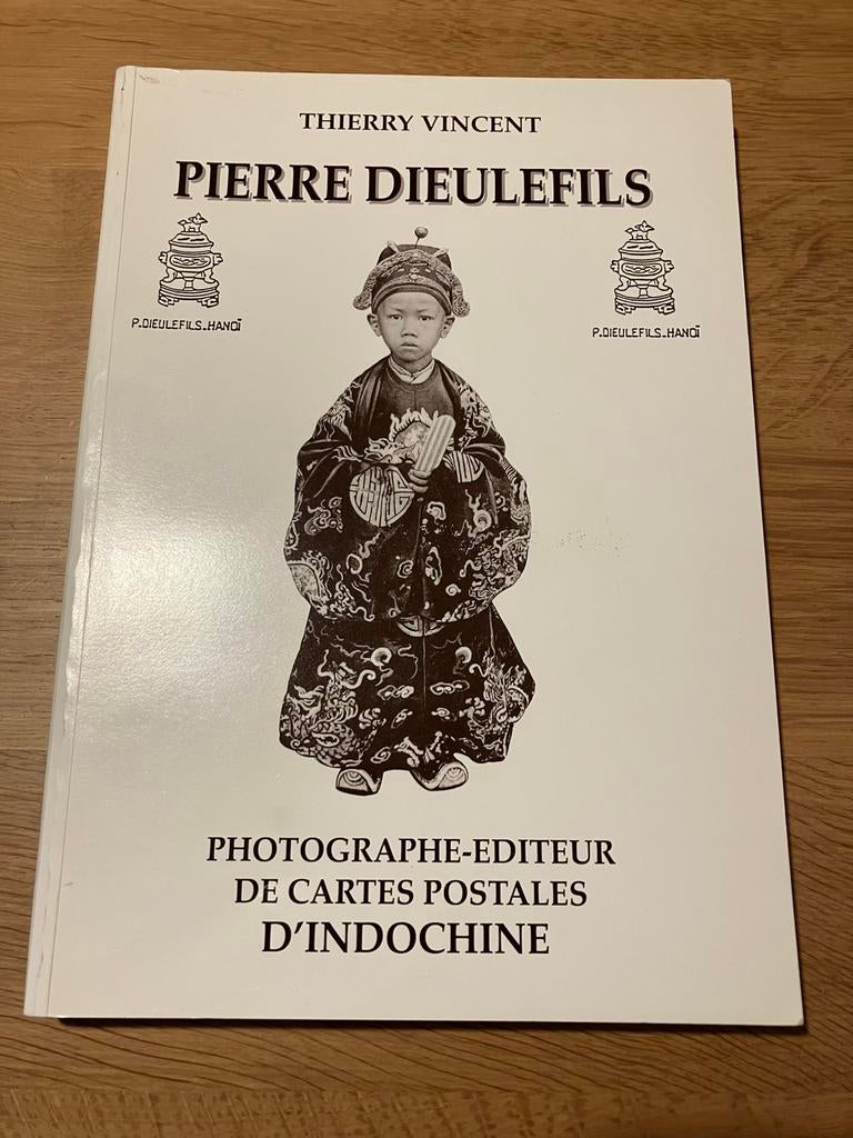 Thierry Vincent/Pierre Dieulefils,photographe chez Indochine, Collections, Enlèvement ou Envoi