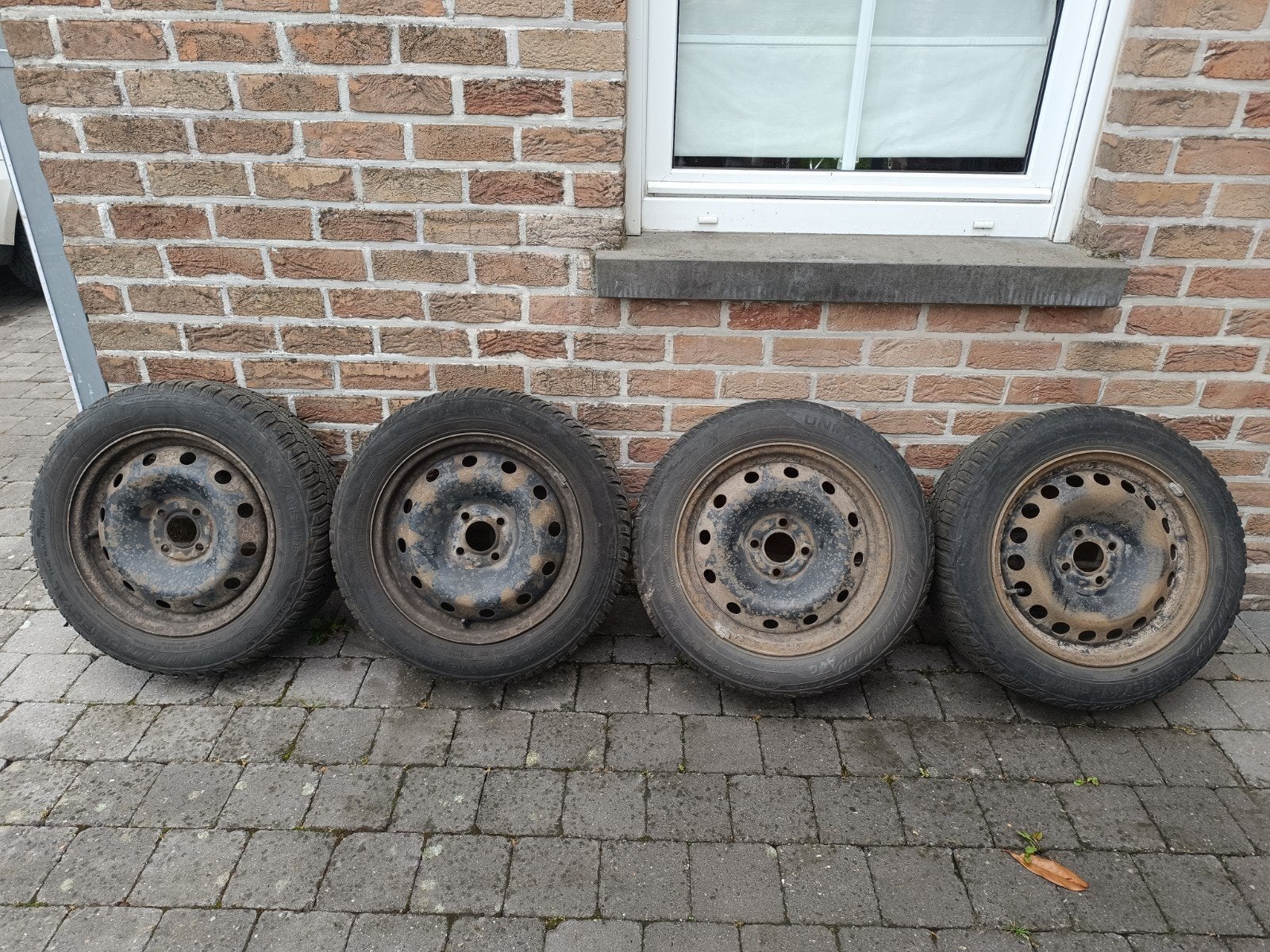 kit hiver 4x100 dimension 185/60 R15, Autos : Pièces & Accessoires, Pneus & Jantes, 15 pouces, Pneus et Jantes, Pneus hiver, Enlèvement ou Envoi