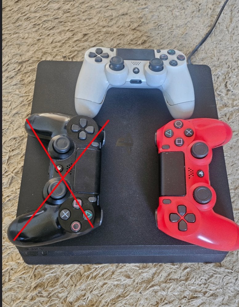 PlayStation 4 500GB inclusief 2 controllers en Minecraft, 500 GB, Avec 3 manettes ou plus, Enlèvement, Utilisé