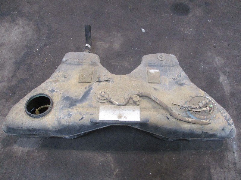 BRANDSTOFTANK Jaguar S-type (X200) (xw42-9002-ad), Campus Kronberg 7
61476  Kronberg im Taunus, DE, Gebruikt, Jaguar, Jaguar Land Rover Deutschland GmbH