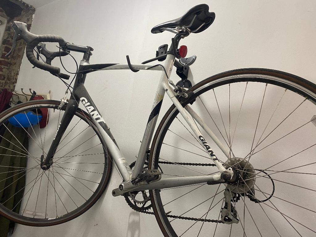 Giant racefiets, Fietsen en Brommers, Fietsen | Racefietsen, Ophalen, 28 inch, Gebruikt, 10 tot 15 versnellingen