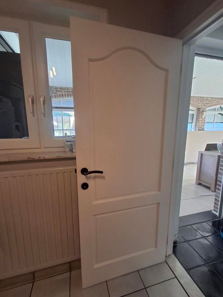 Witte meranti deur met zwarte klink .2 03 hoog 83cm breed, Ophalen, Gebruikt, 80 tot 100 cm, Binnendeur