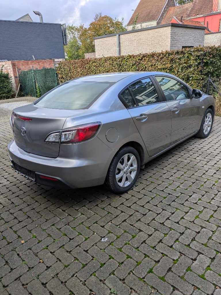 Mazda 3 1.6 Cdi Topstaat Gekeurd V.V.Weinig Km, Auto's, Voorwielaandrijving, Stof, Zwart, 4 cilinders