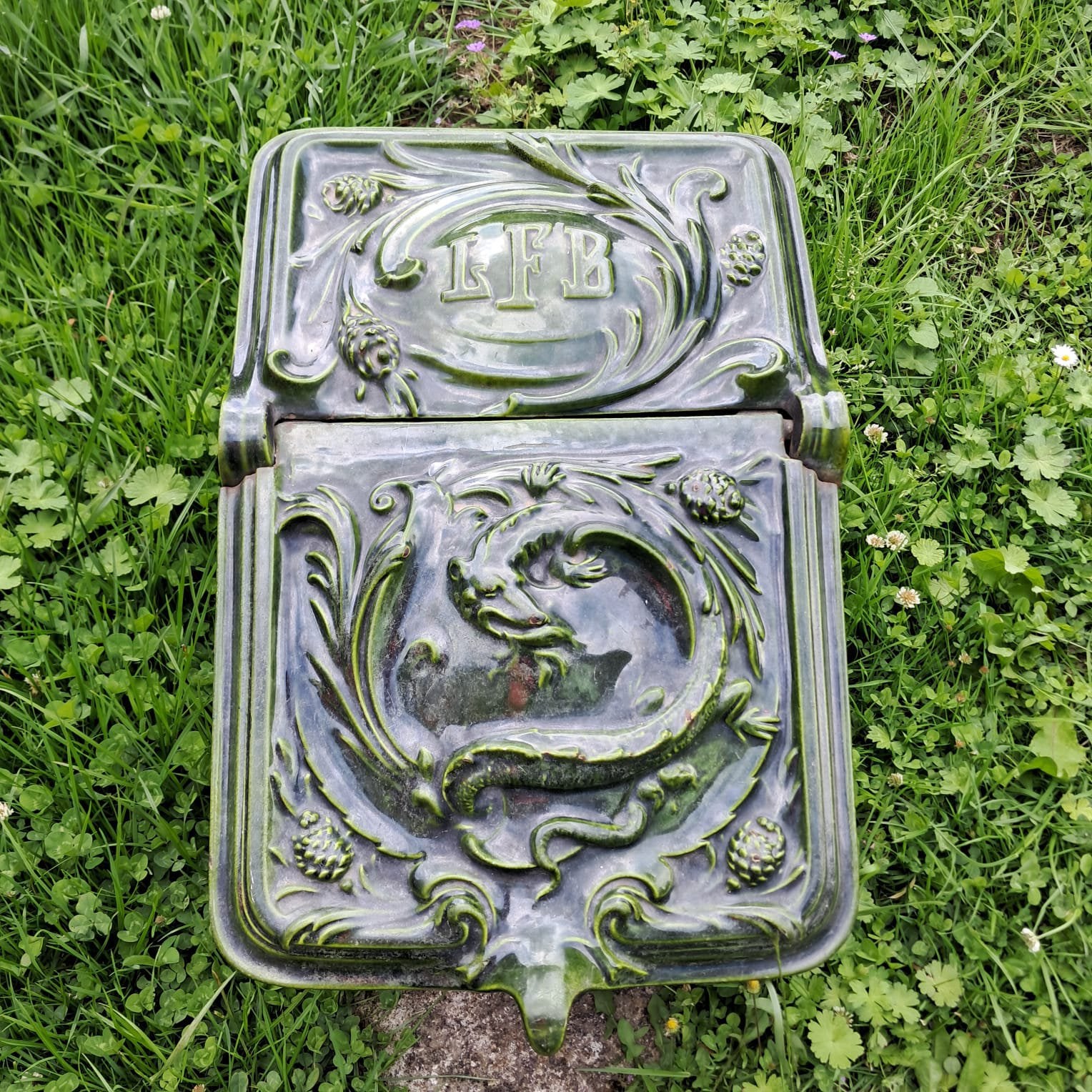 Charbonnière crapaud fonte émaillée, Ophalen