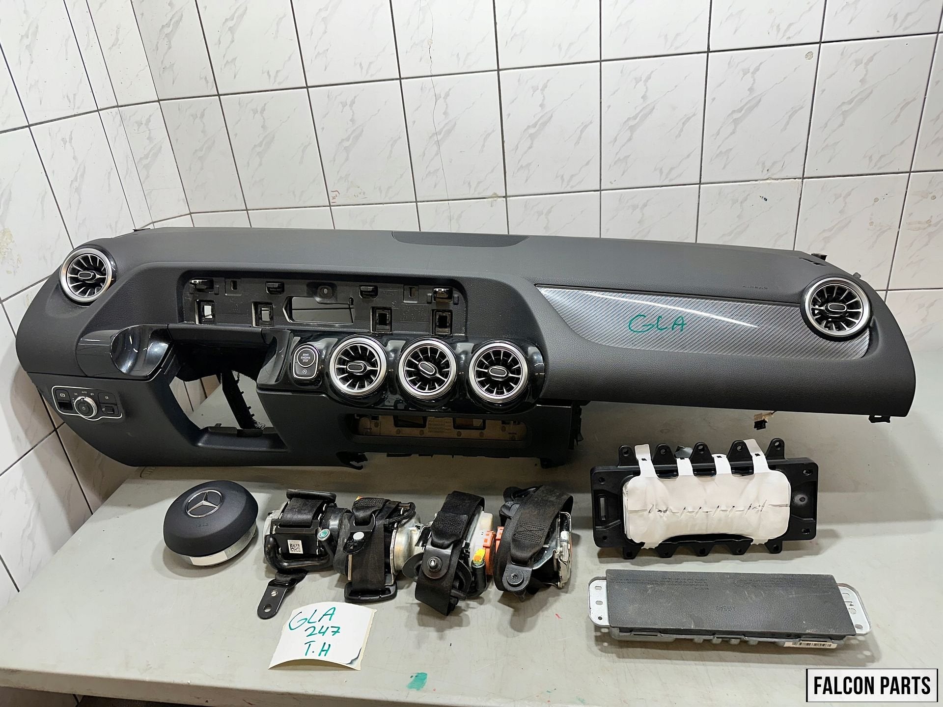 MERCEDES GLA H247 A247 AIRBAG SET, Utilisé, -, -, Enlèvement ou Envoi