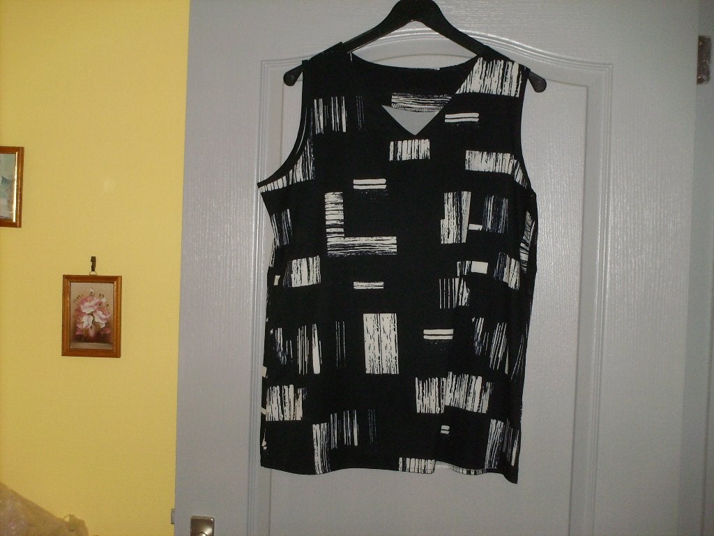 a vendre blouse tunique pour dame, Kleding | Dames, Blouses en Tunieken, Ophalen of Verzenden, Nieuw, Maat 42/44 (L), Overige kleuren