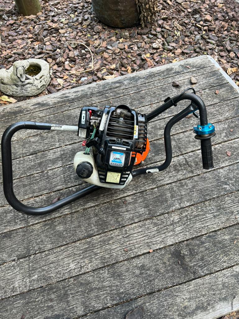 Grondboor general equipment M240, Ophalen, Gebruikt, Grondboor
