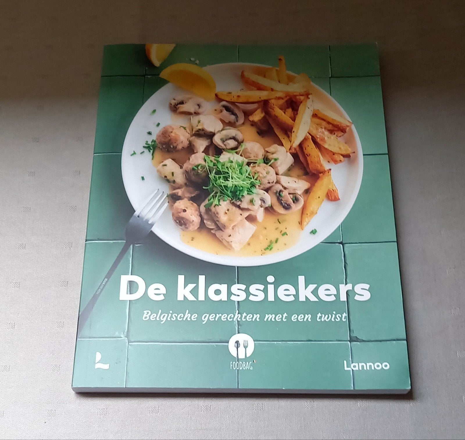 De klassiekers kookboek., Boeken, Kookboeken, Ophalen, Hoofdgerechten, Foodbag, Zo goed als nieuw