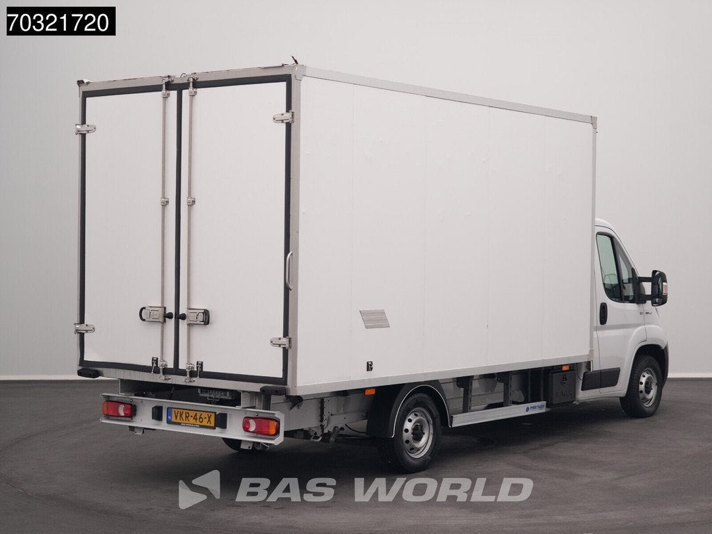 Fiat Ducato 140pk Zijdeur Achterdeuren Bakwagen Airco Cruise, Stof, Gebruikt, 2525 kg, 2500 kg