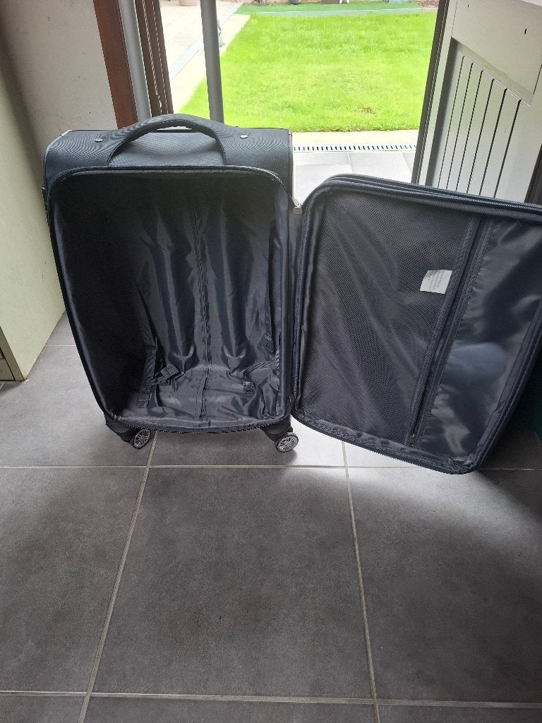 reiskoffer, Uitschuifbare handgreep, 45 tot 55 cm, Zo goed als nieuw, Zacht kunststof