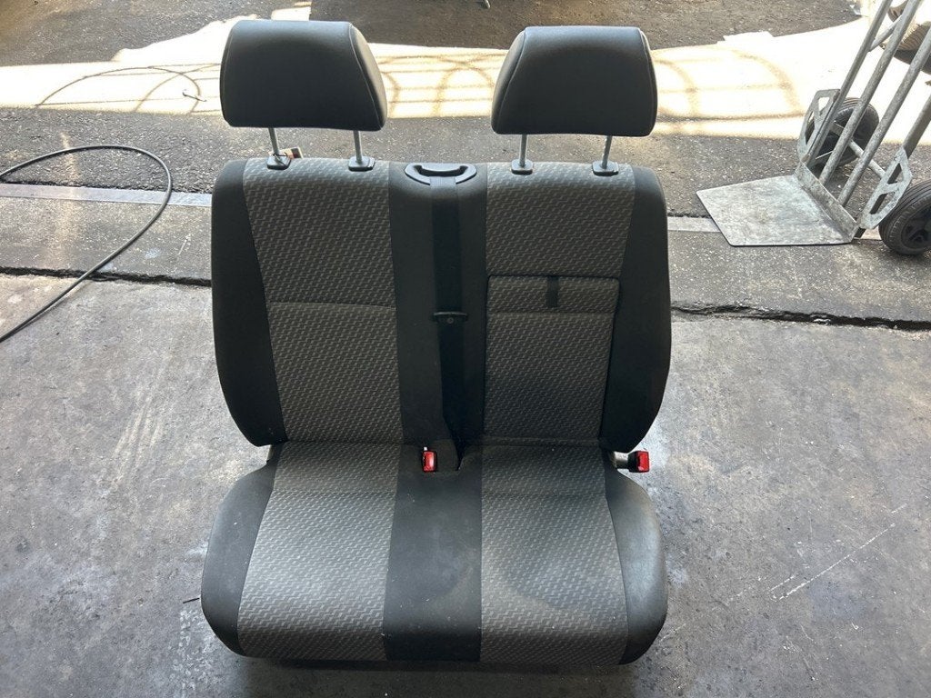 SIEGE AVANT DROIT ( PASSAGER ) Volkswagen Crafter, Volkswagen, Volkswagen AG, Utilisé, Kundenbetreuung@volkswagen.de