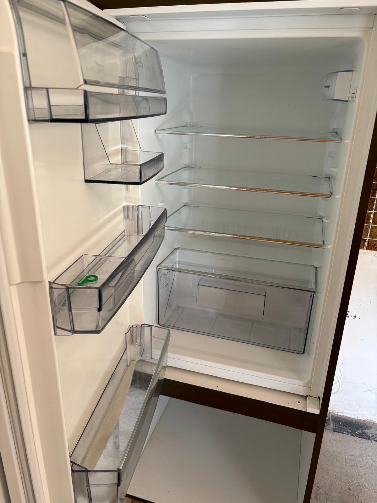 Inbouwfrigo AEG, Enlèvement, Comme neuf
