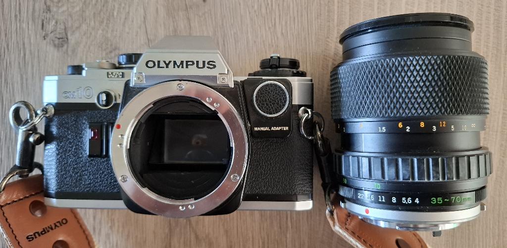 Appareil photo reflex Olympus OM 10, Audio, Tv en Foto, Fotocamera's Analoog, Ophalen, Zo goed als nieuw, Spiegelreflex, Olympus