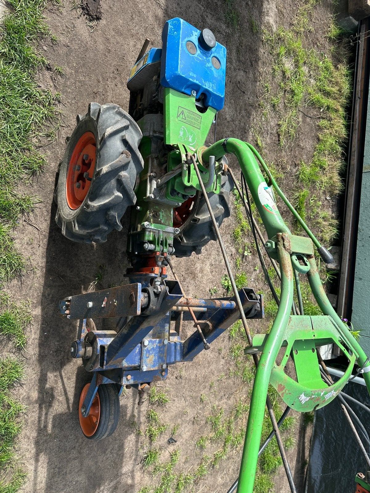 Agria graszodensnijder en bakfrees, Zakelijke goederen, Ophalen