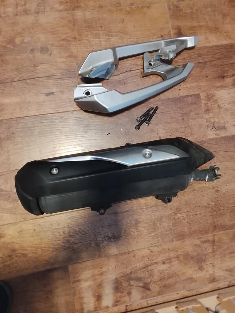 Honda Forza uitlaat 300, Motoren, Ophalen