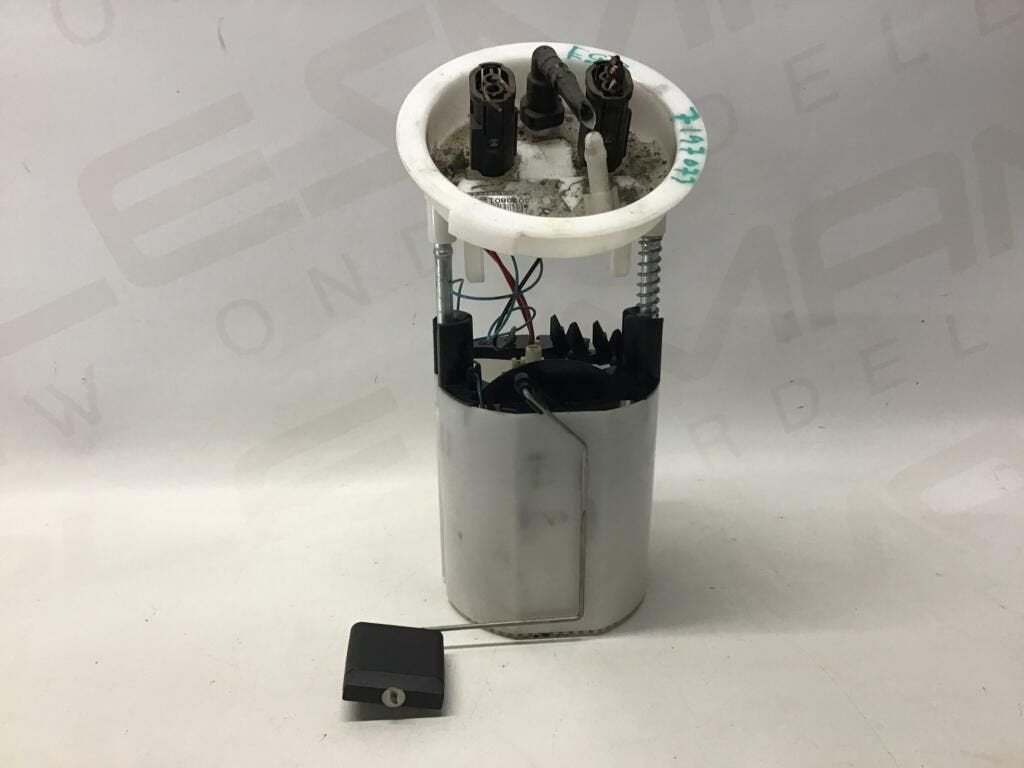 Benzinepomp BMW 3-serie E93 320i ('07-'10) 7197073, Gebruikt, -, -, Ophalen of Verzenden