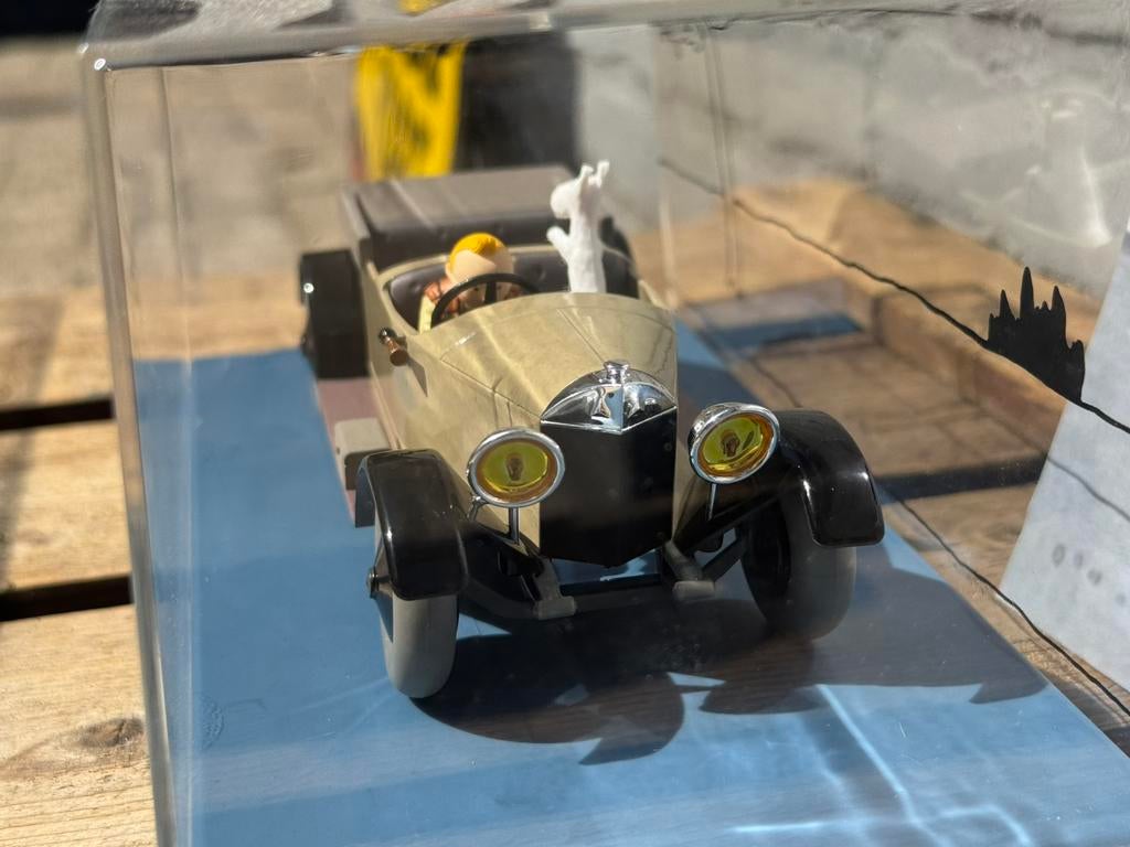 Kuifje Mercedes 1 : 24 model auto, Ophalen of Verzenden, Kuifje, Zo goed als nieuw, Beeldje of Figuurtje