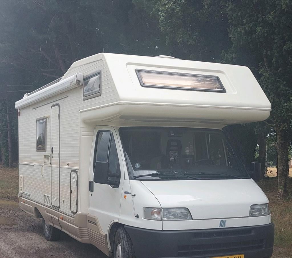 Fiat Ducato Camper (NL) met Alkoof en vele extra's, Caravanes & Camping, Camping-cars, Siège de train, 6 à 7 mètres, Toilette à cassette