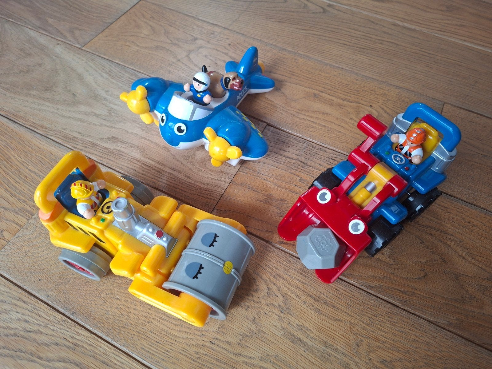 3 vehicules WOW! en tres bon etat, Kinderen en Baby's, Ophalen, Zo goed als nieuw