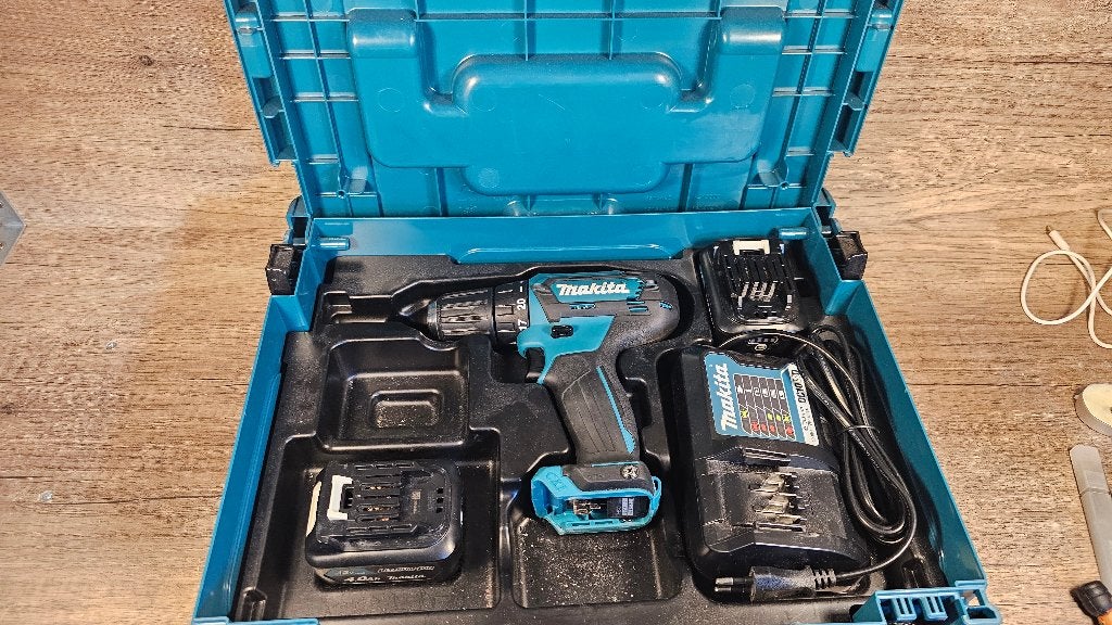 Boormachien makita, Ophalen, Gebruikt, Variabele snelheid, Boor- en Schroefmachine