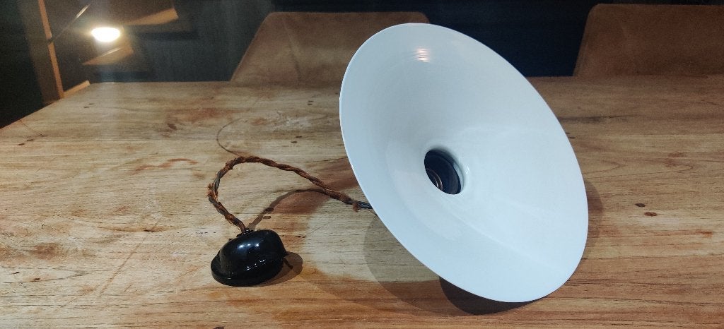 Conische boeren lamp in melkglas, Ophalen of Verzenden, Gebruikt, Glas
