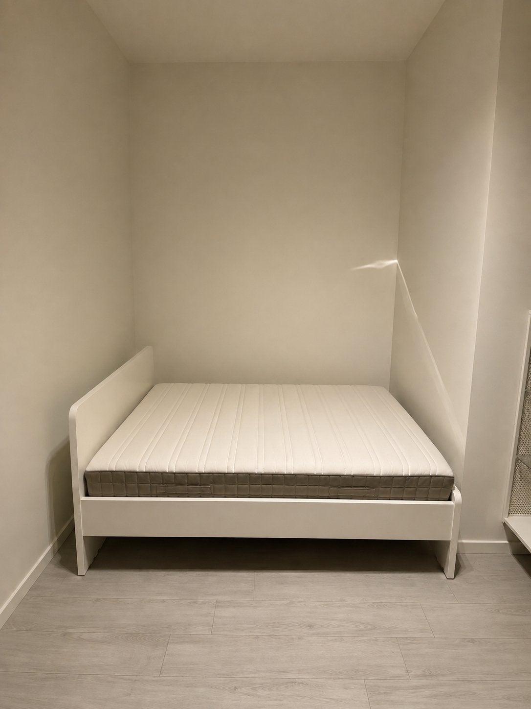 Bed + matras + lattenbodem Ikea 140x200cm, Ophalen, Wit, Tweepersoons, 140 cm