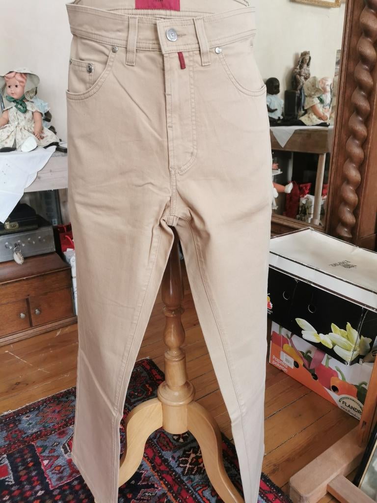 Magnifique pantalon beige pour homme signé Pierre Cardin, Enlèvement, Beige