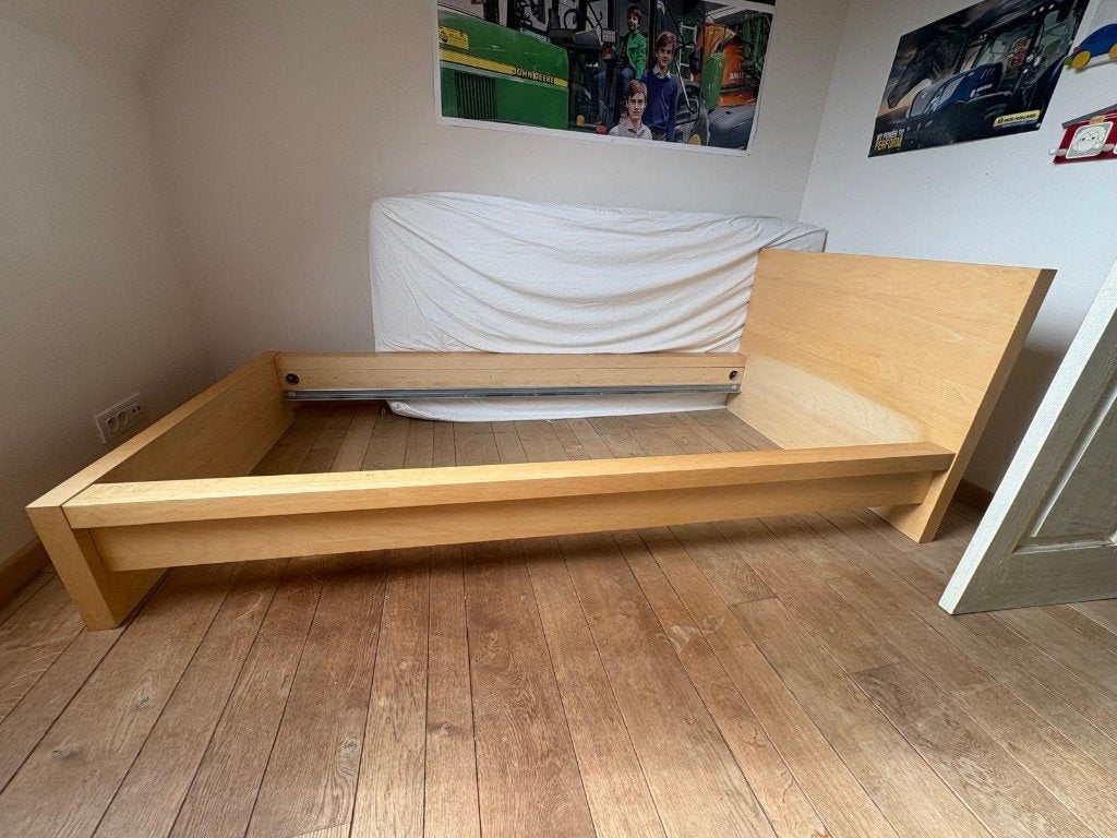 eenpersoonsbed + lattenbodem, Ophalen, Eenpersoons, Zo goed als nieuw, 80 cm