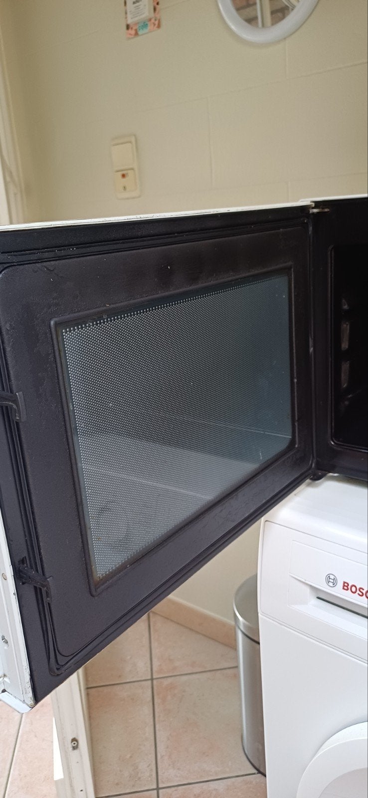 : Four Micro-ondes Combiné Neufunk CB 3000 – Fonctionn, Enlèvement, Four