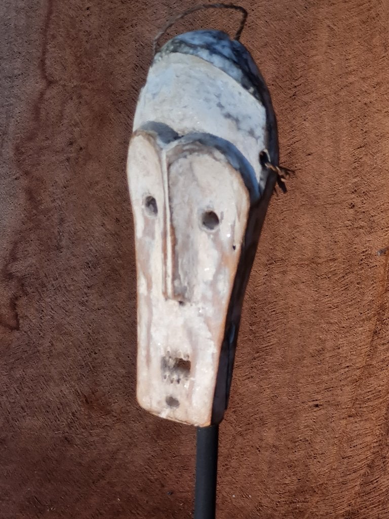 Masque de passeport rare en kaolin, Songola, Kindu, RDC, Antiquités & Art, Fait main, Afrique, Enlèvement ou Envoi, 17 cm
