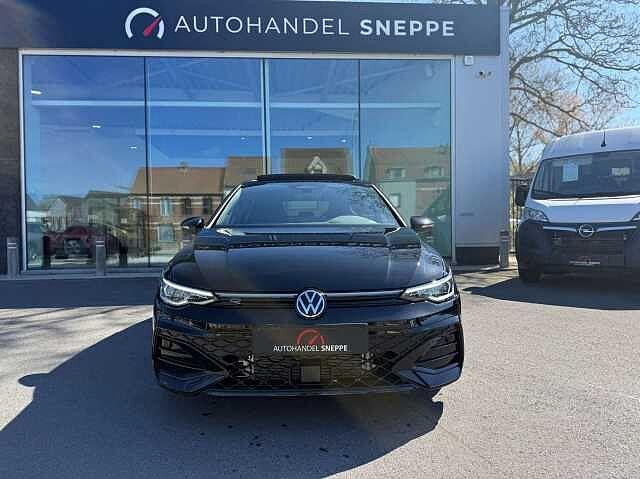Volkswagen Golf 1.5 eTSI R-Line DSG-Pano/Full!, Automaat, 1498 cc, Zwart, USB
