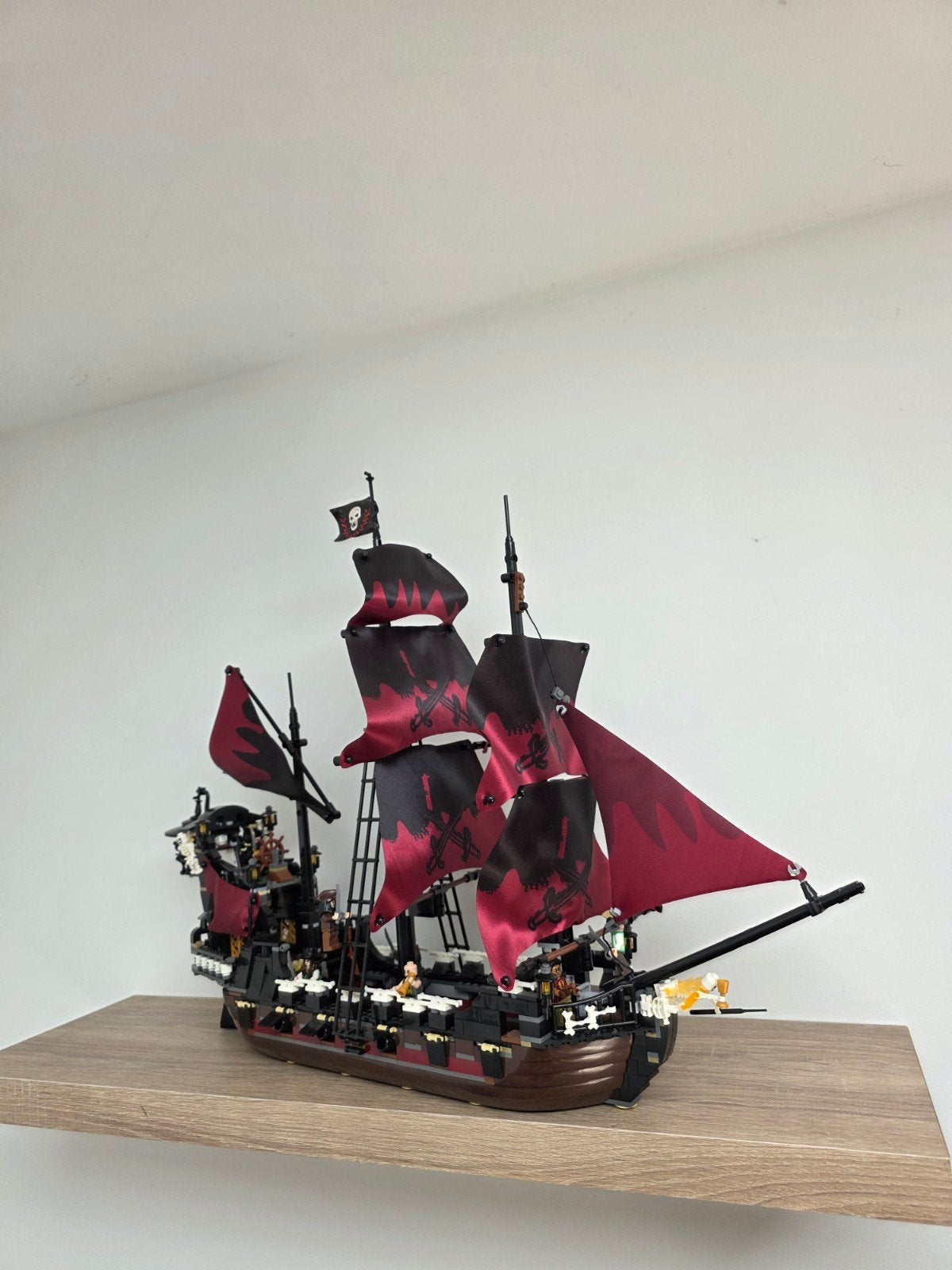 4195 Queen Anne's Revenge, Gebruikt, Lego, Inclusief minifiguren, Complete set