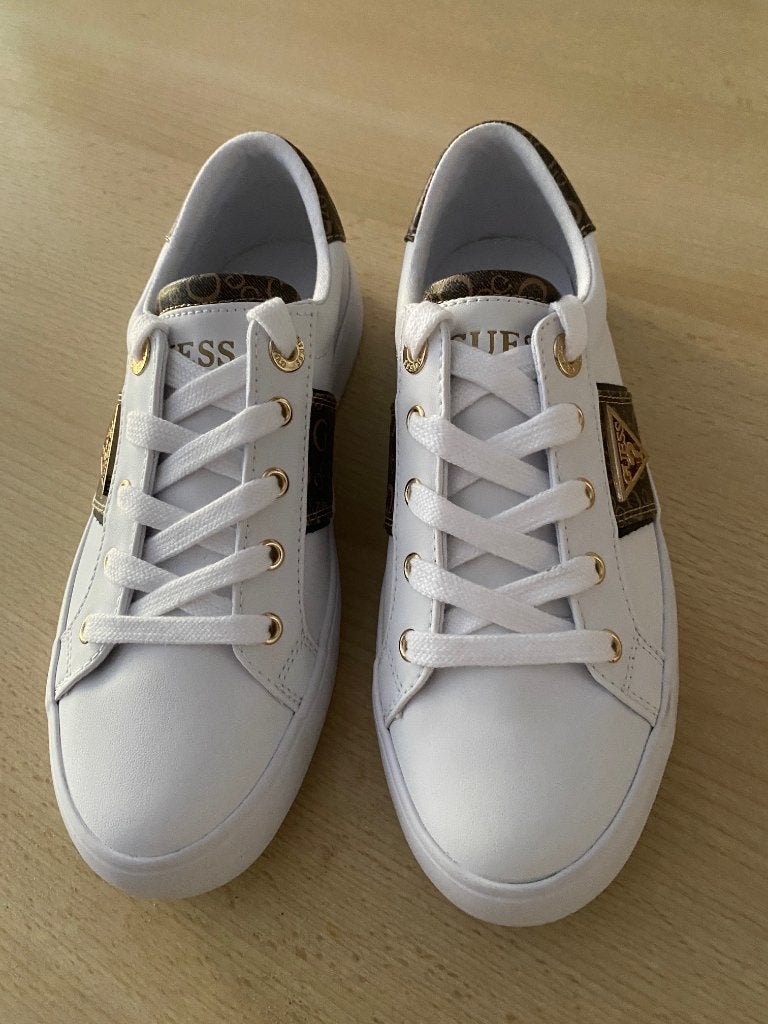Nieuw 37 M Merk GUESS €35, Kleding | Dames, Schoenen, Ophalen