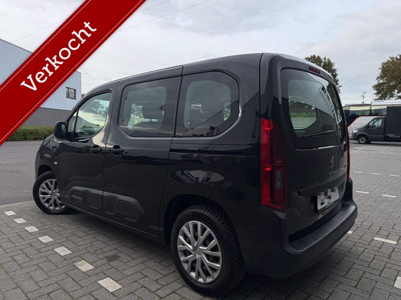 Citroën Berlingo 1.2 Benzine | Lage km | 5 zit | Bluetooth, Auto's, Voorwielaandrijving, Monovolume, Gebruikt, Lichtsensor