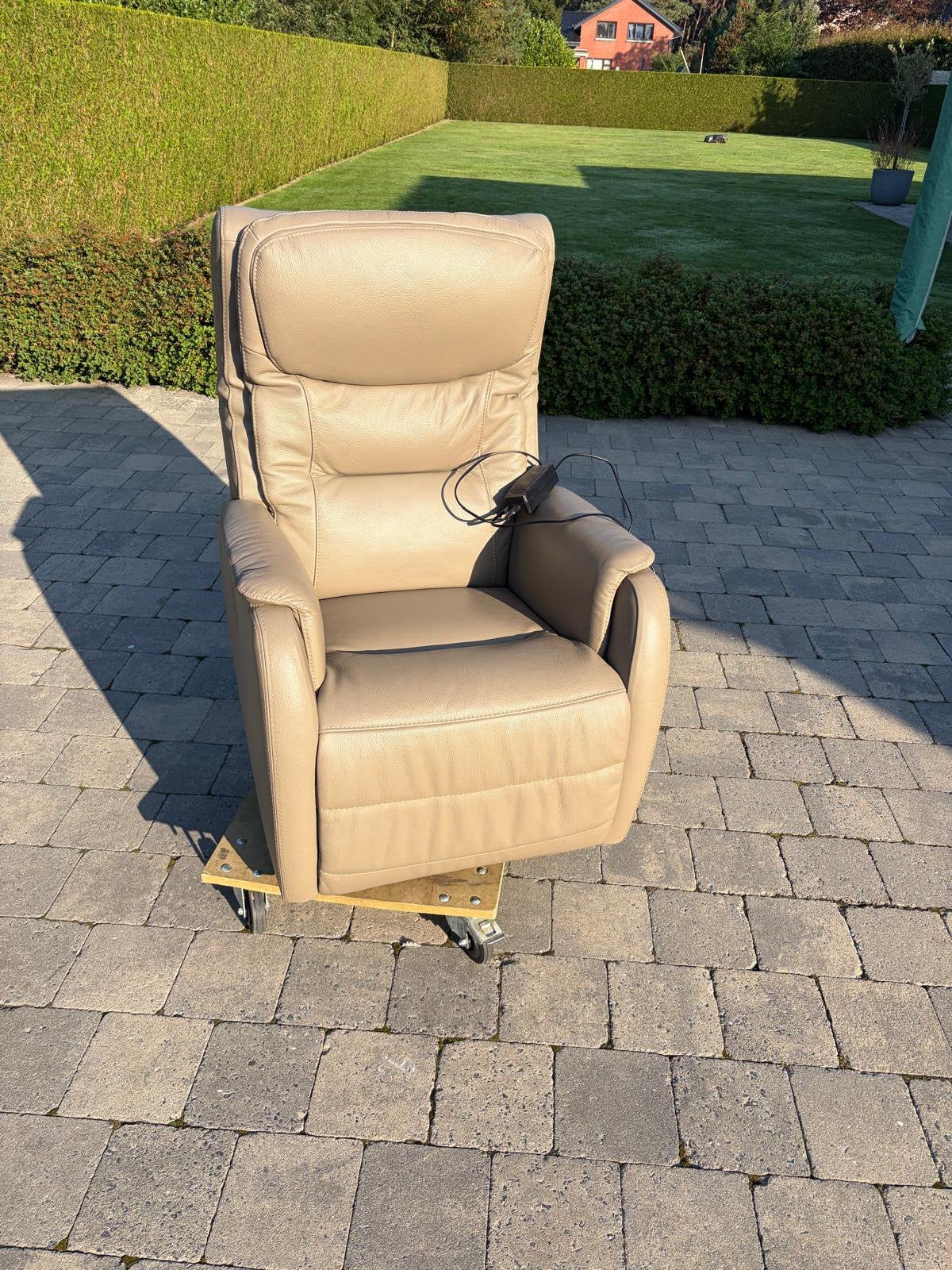 Relaxzetel te koop, Ophalen, Gebruikt, Minder dan 75 cm, Leer