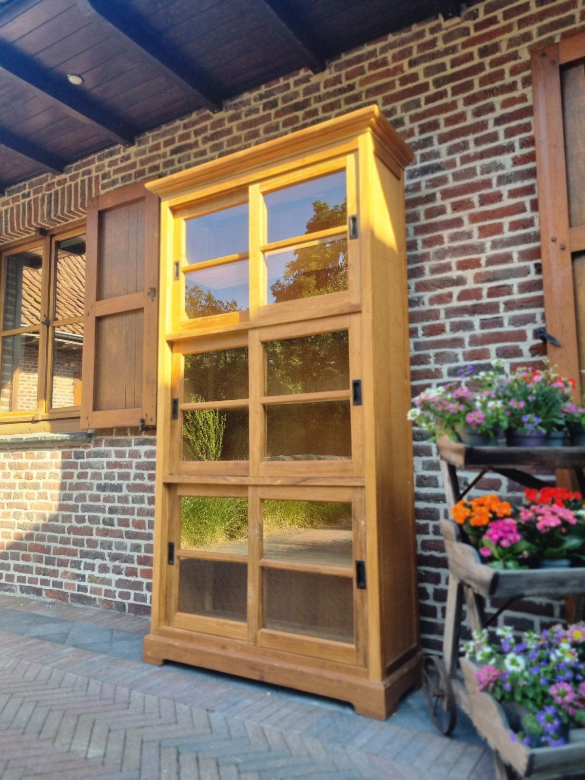 Buffet/vitrine en teck LIVRAISON GRATUITE