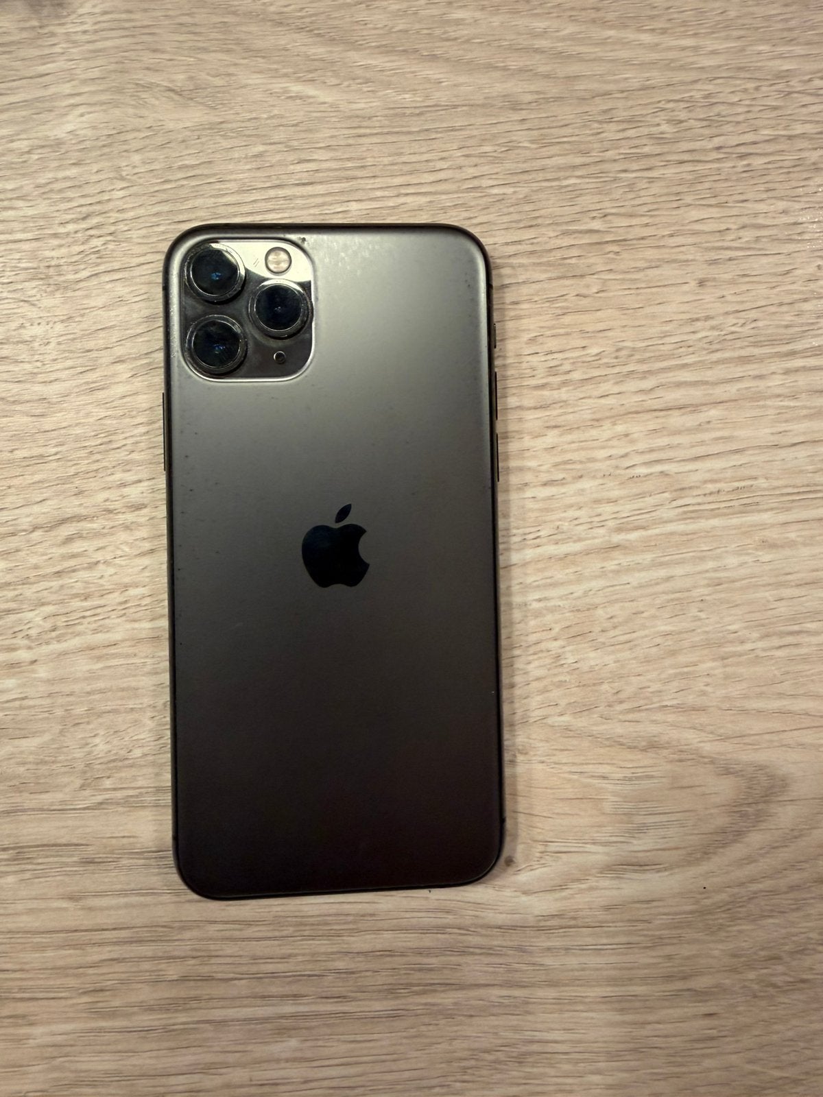 IPhone 11 pro 256 GB, Télécoms, 256 GB, Enlèvement ou Envoi, 73 %, Utilisé