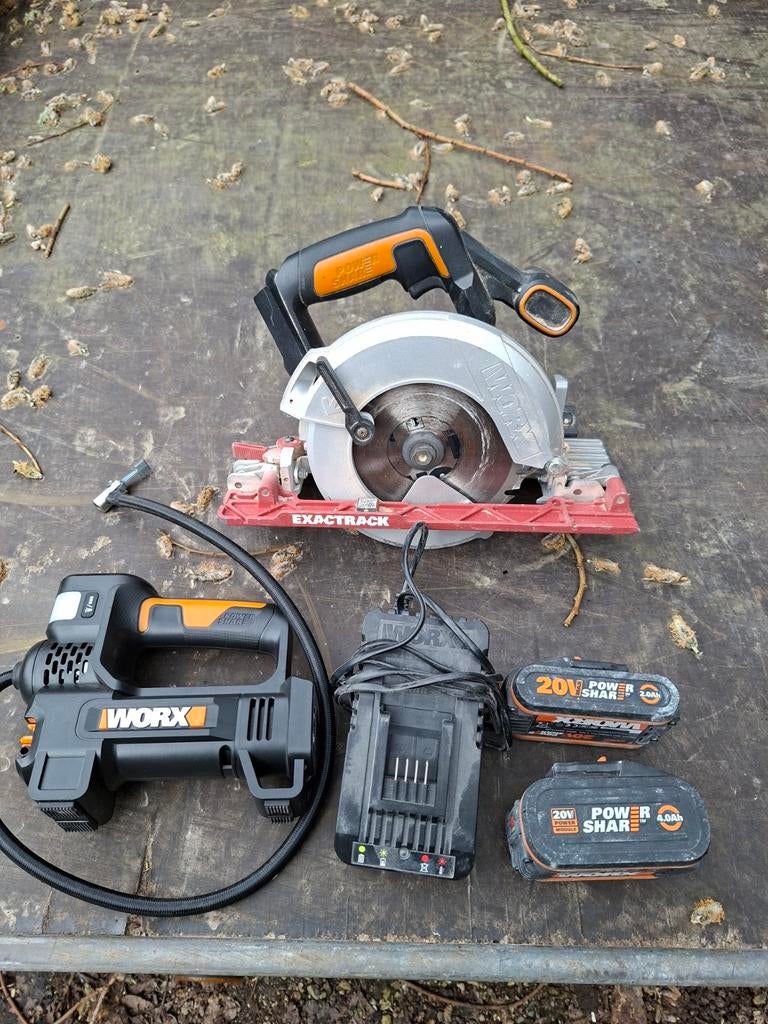 Worx zaagmachine,schuurmachine en compressor, Ophalen