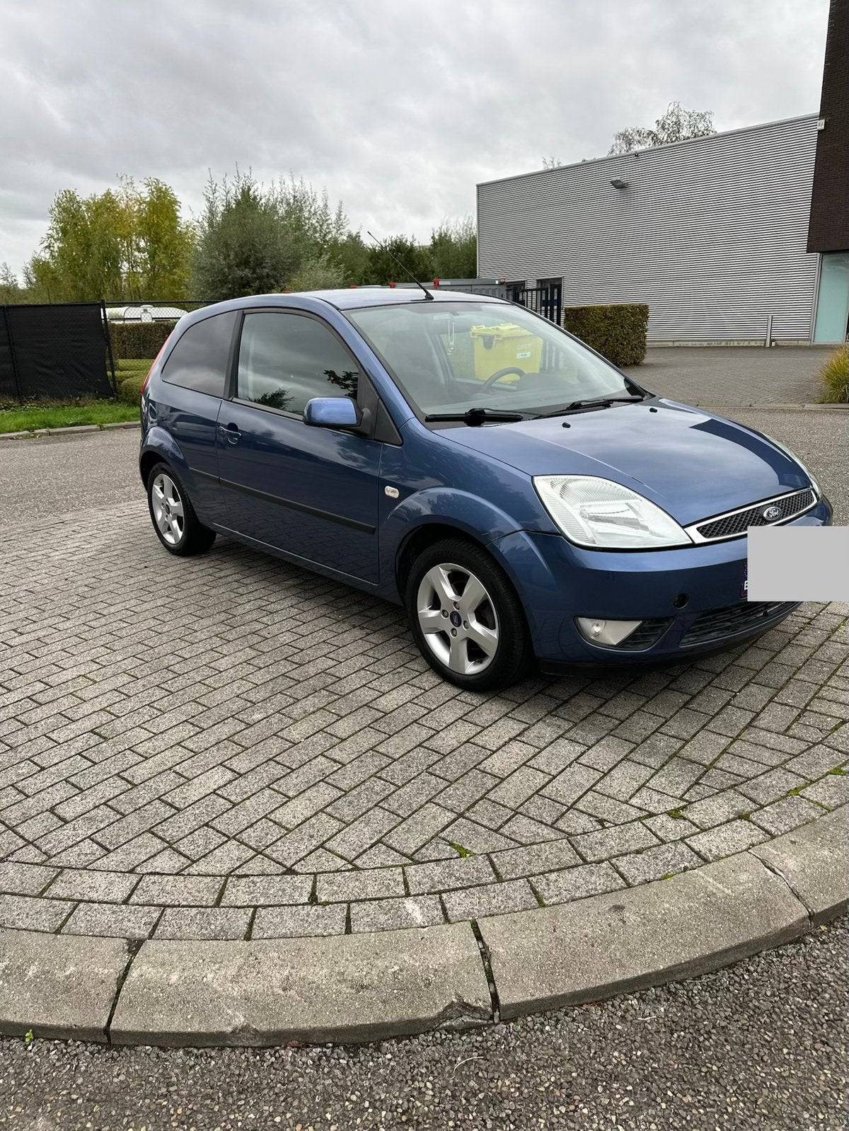 Ford Fiesta/Automaat/Benzine/112 000 km, Auto's, Automaat, Stof, Zwart, Blauw