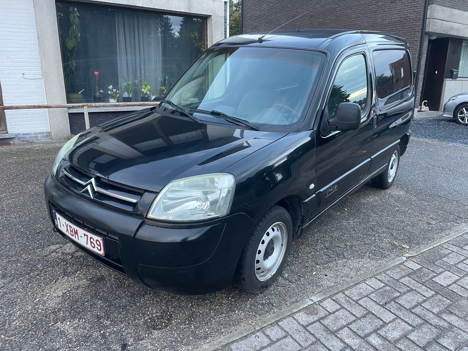 Citroën Berlingo 2.0hdi met 198.000 gekeurd vvk, 1998 cc, Stof, Zwart, 4 cilinders