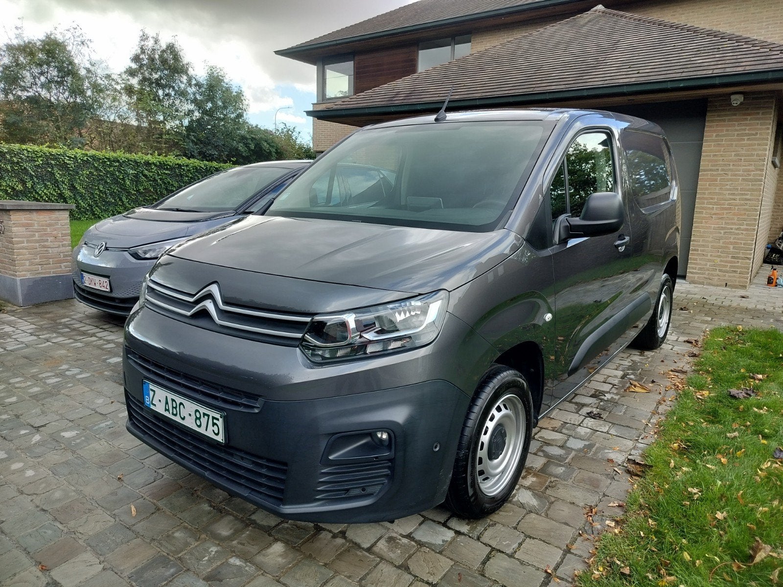 Citroen Berlingo 2021 • 80270KM • BTW/Li.Vr • VEEL OPTIES, Autos, Argent ou Gris, Achat, Euro 6, Entreprise