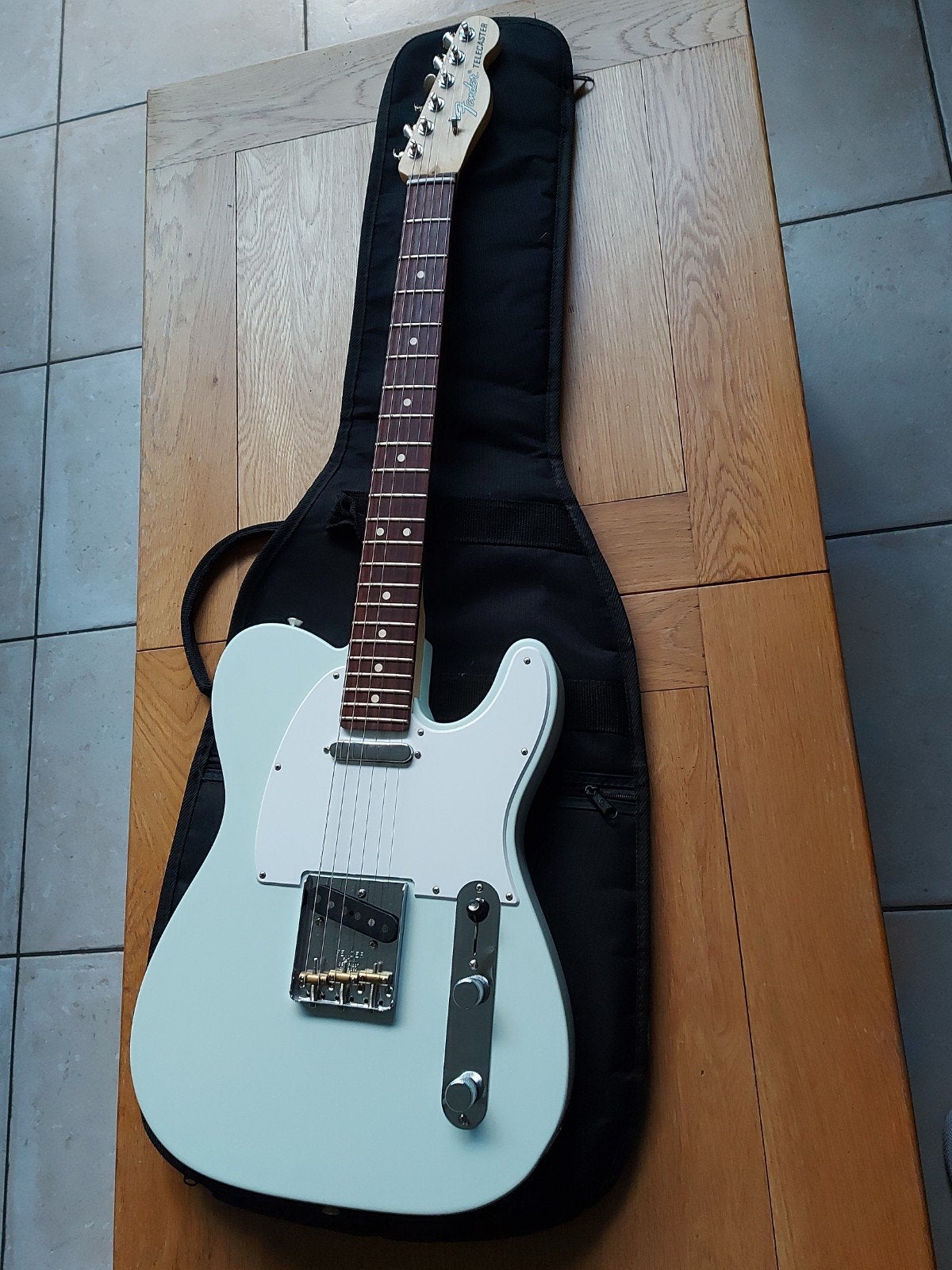 Fender Telecaster American Performer, Enlèvement, Utilisé, Solid body, Fender