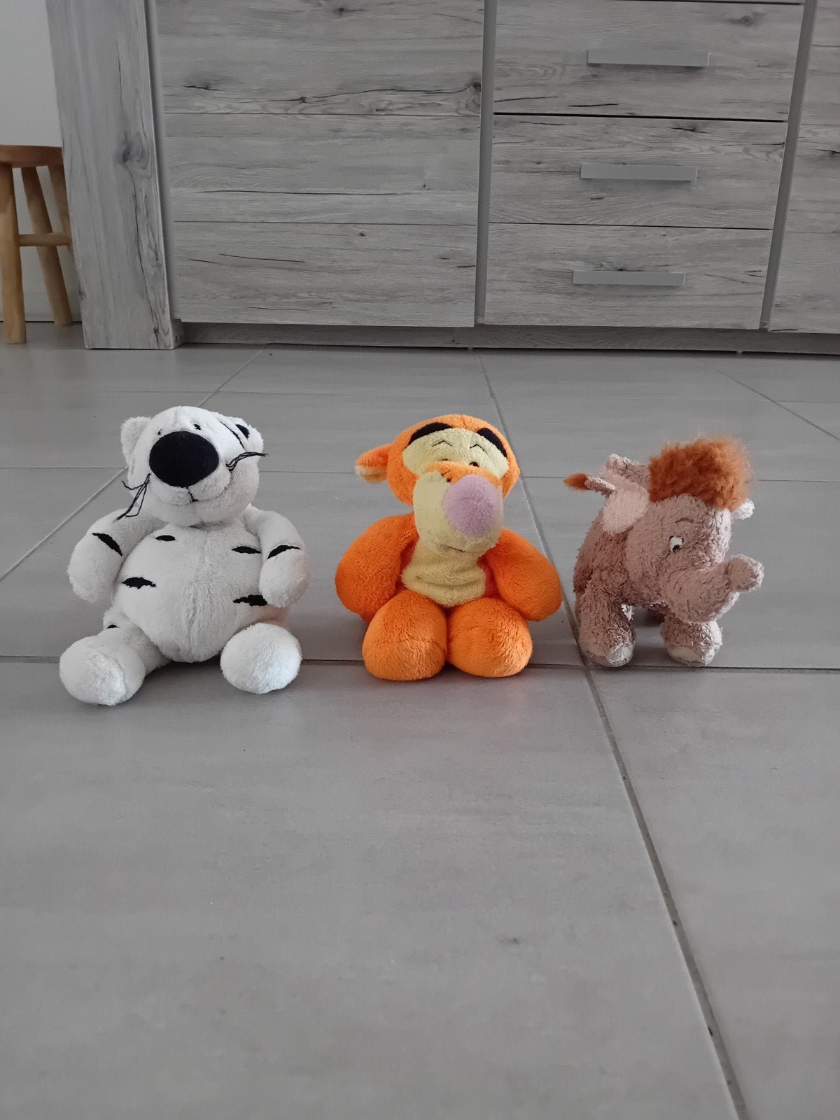 6 verschillende knuffels, Ophalen