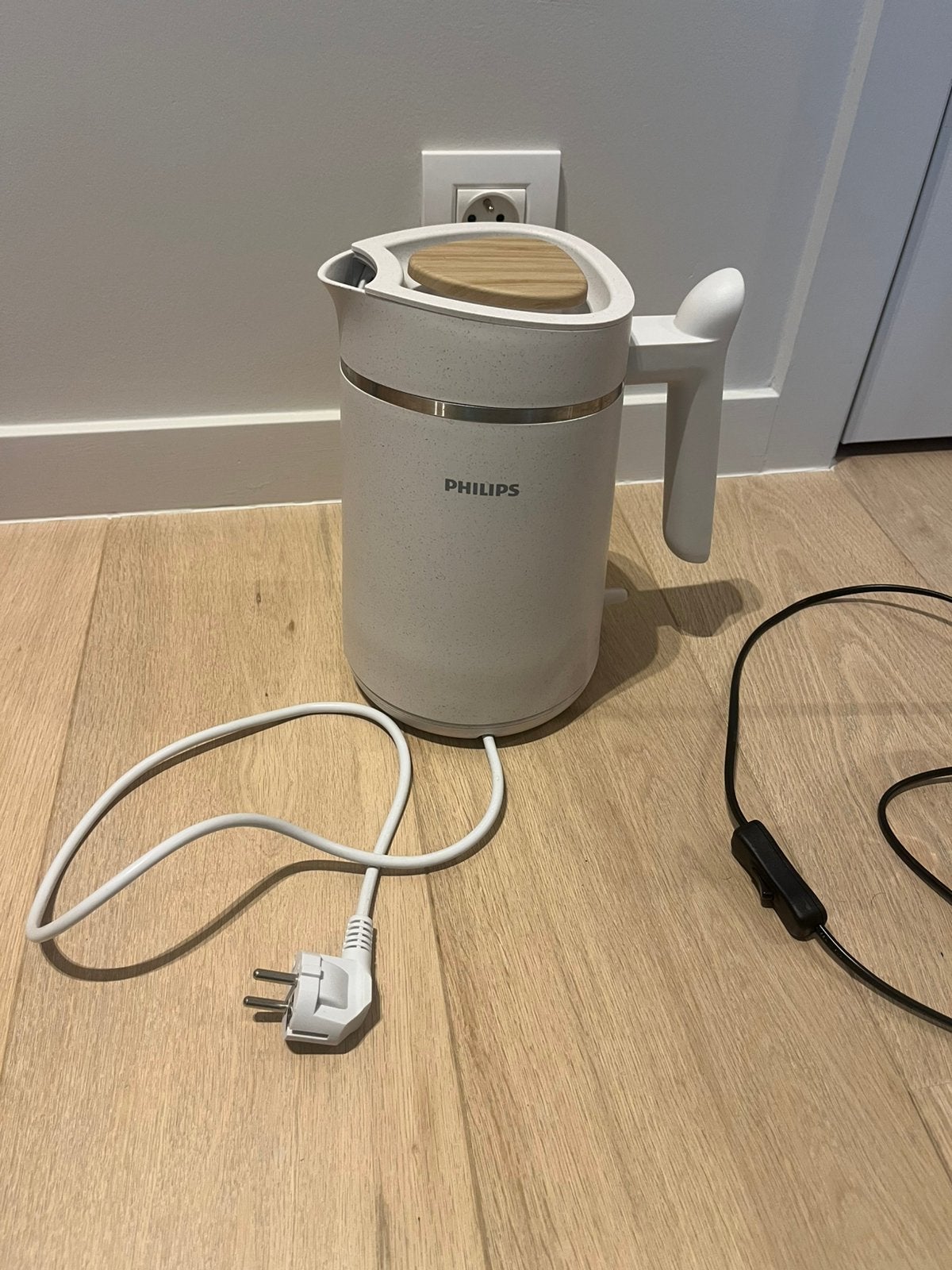 Bouilloire Philips - to give away, Ophalen, Zo goed als nieuw